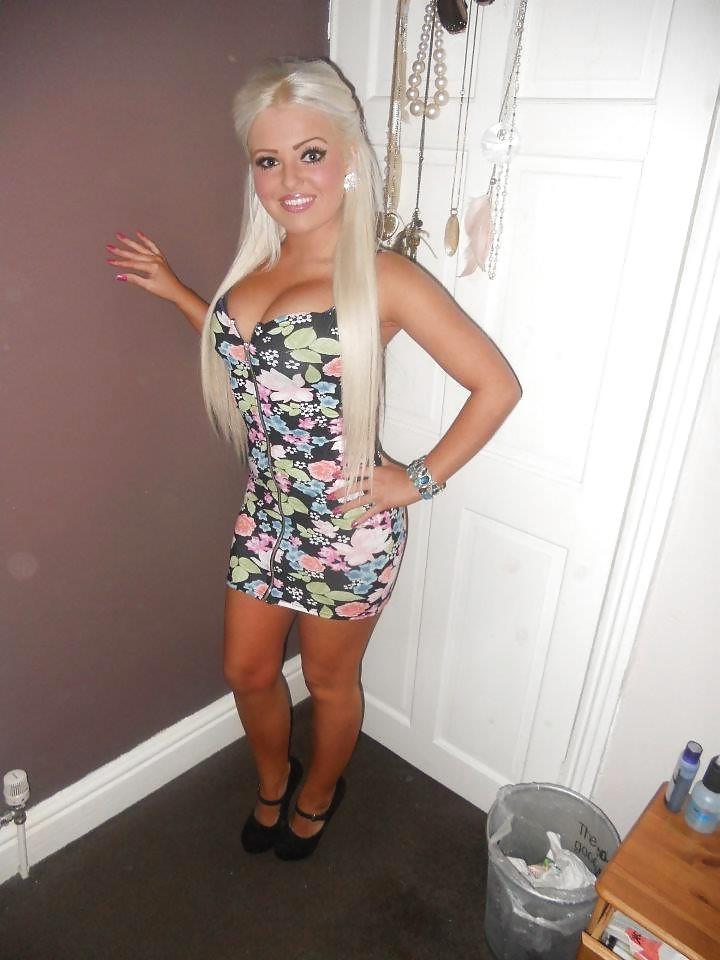 24P Bimbo's
