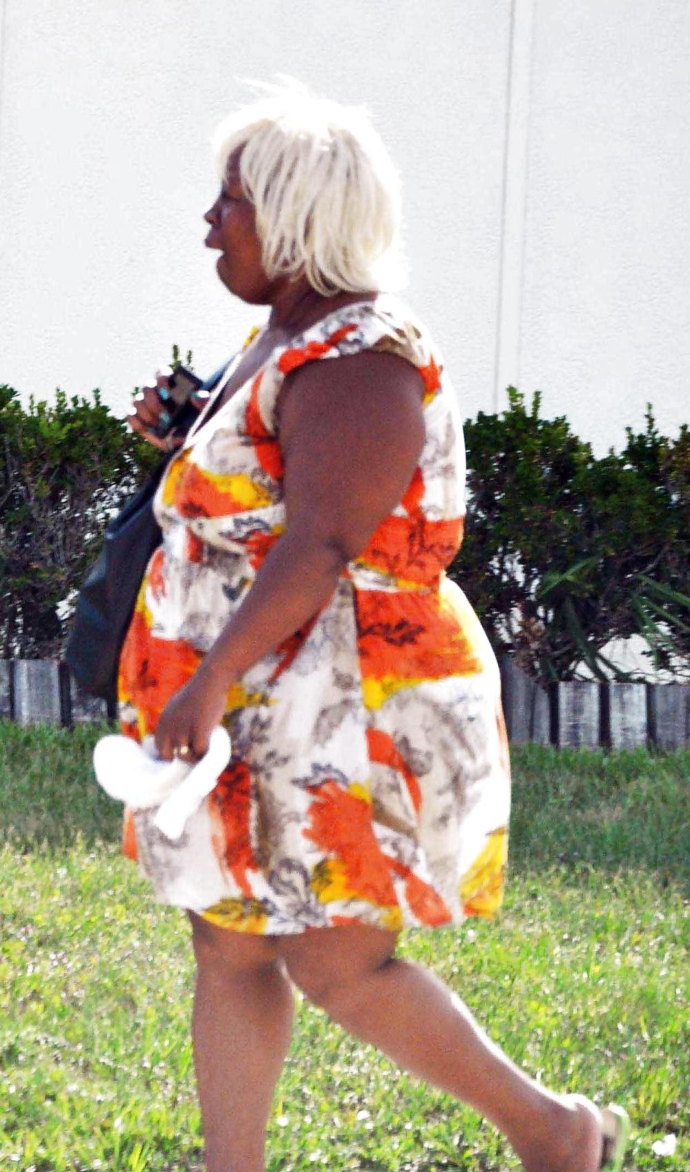 7P Fat Black Hooker