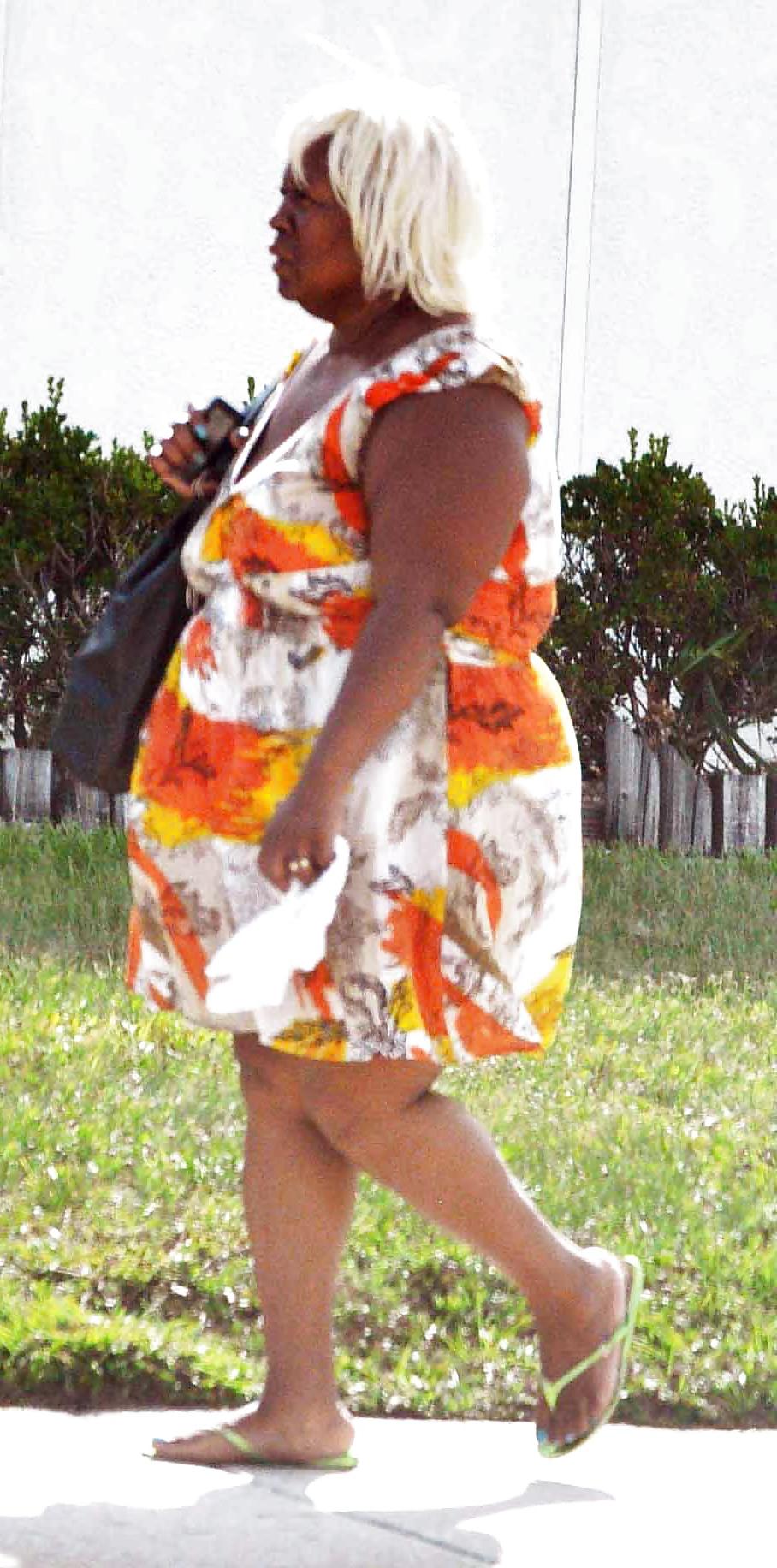 7P Fat Black Hooker