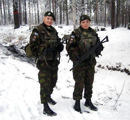 25P Army Girls