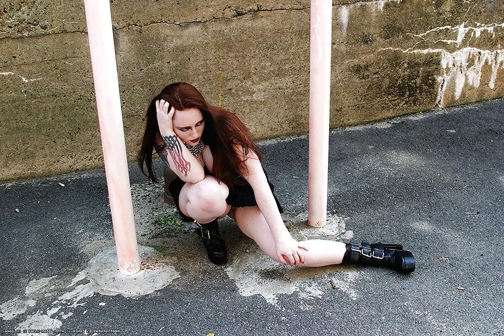 25P Curvy Redhead Robyn 2