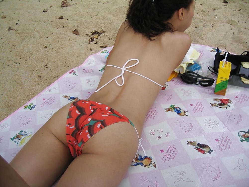 25P Sweet beach babe from HK