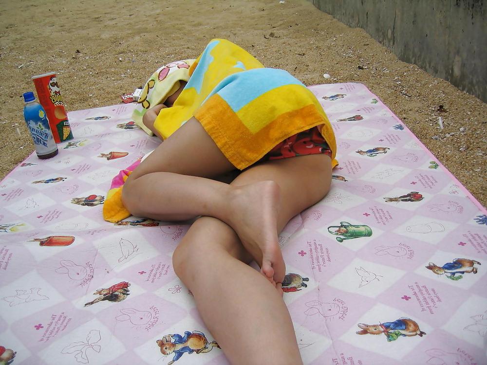 25P Sweet beach babe from HK