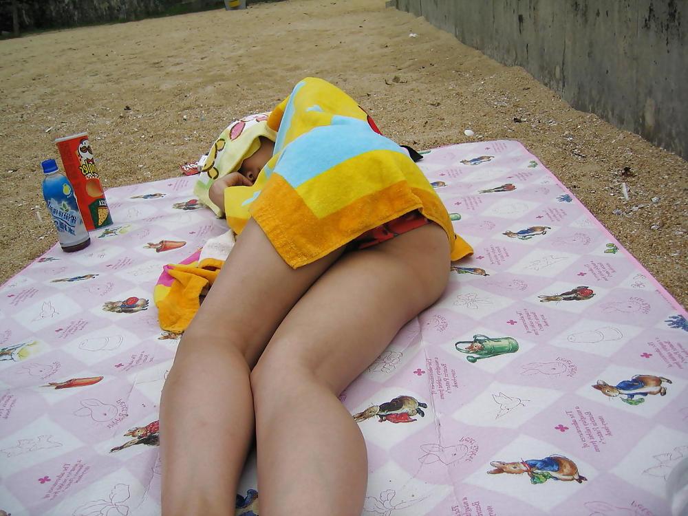 25P Sweet beach babe from HK