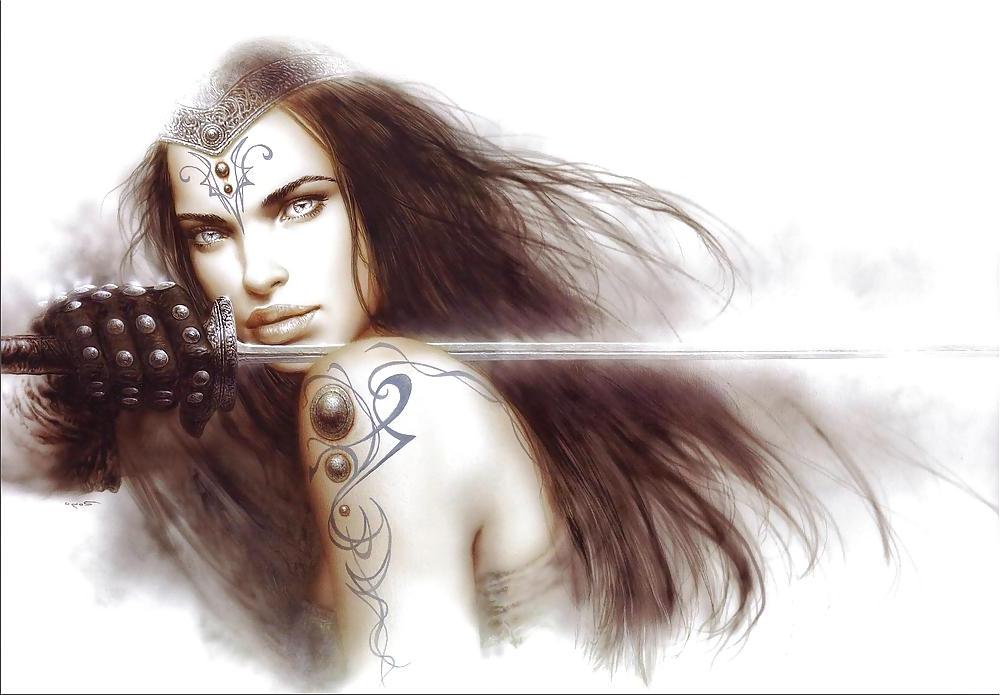 25P Fantasy Women With Swords