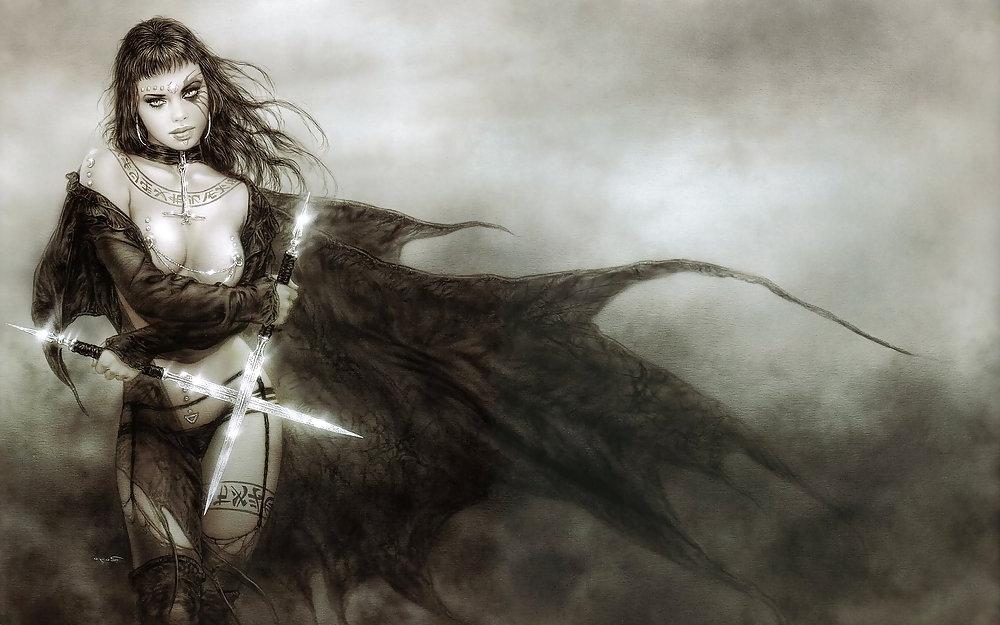 25P Fantasy Women With Swords