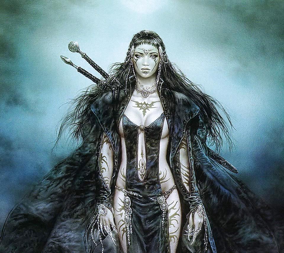 25P Fantasy Women With Swords