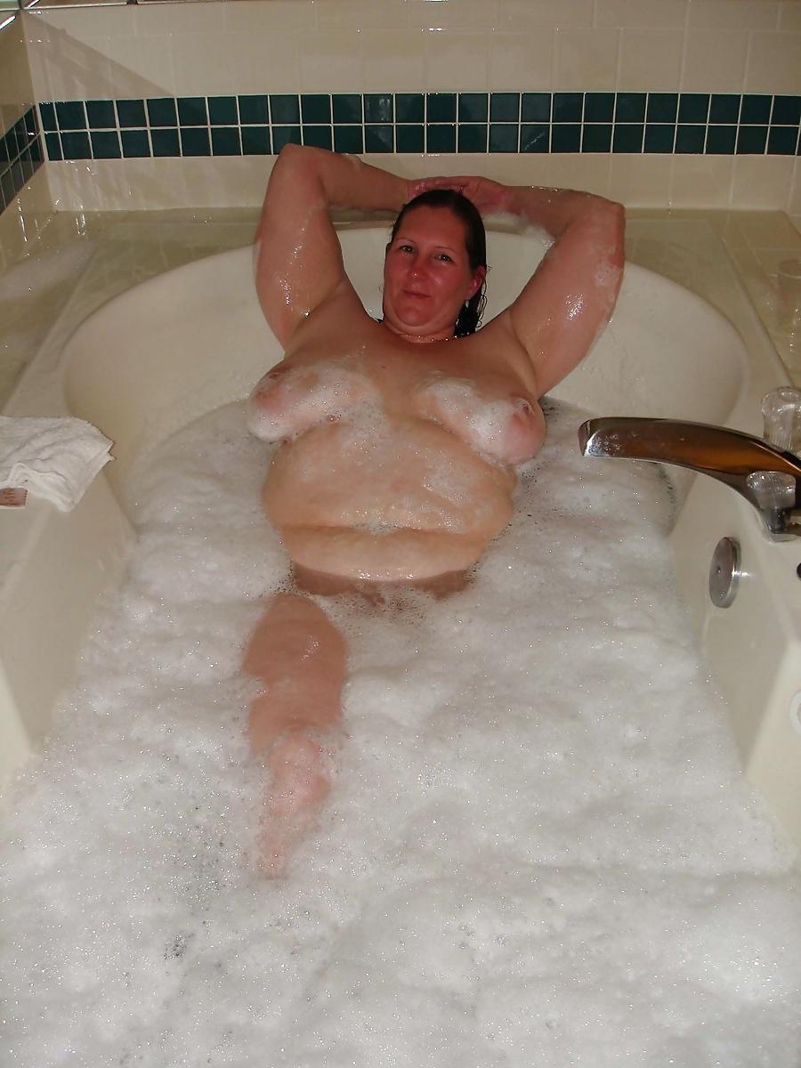 16P My chubby in the bathroom