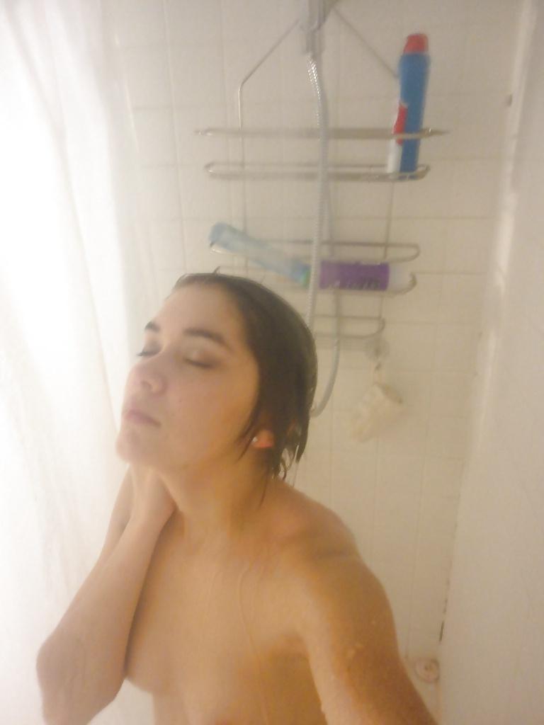 22P Found On The Web - 24 (Bathroom and Shower)