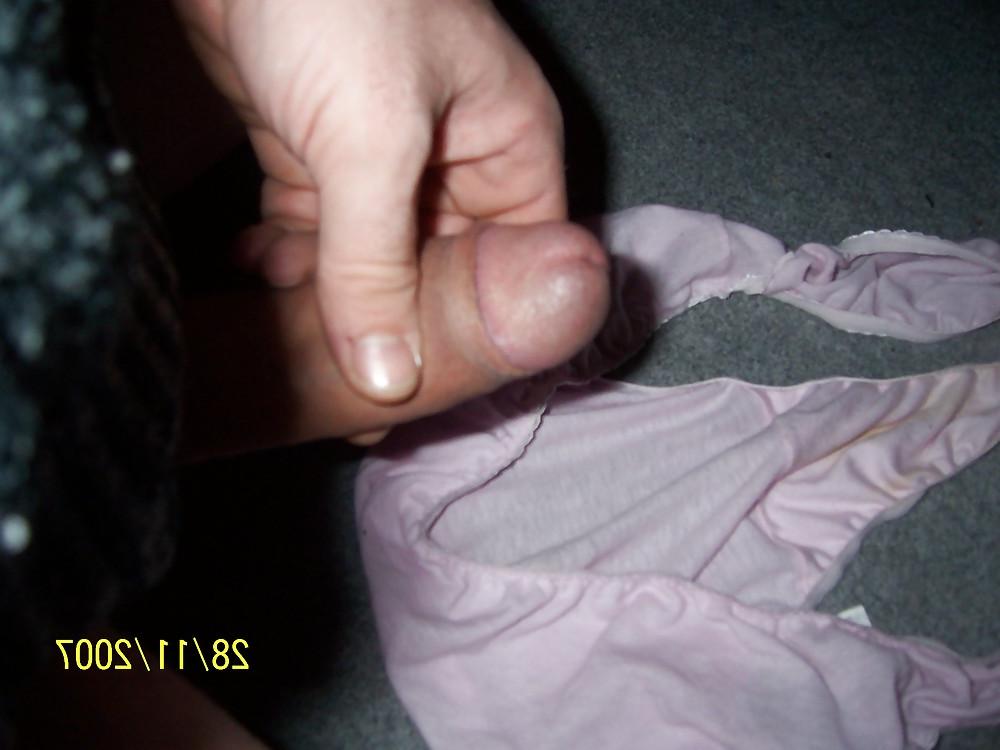 11P Wifes underwear pantys jerk of