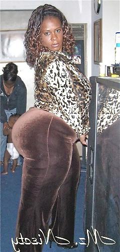 9P Thick Ass Mom
