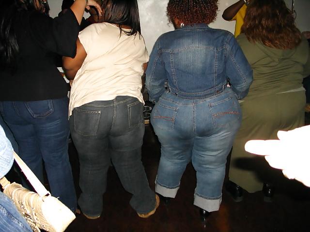 9P Thick Ass Mom