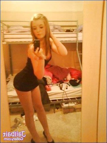 13P Sexy uk girl mirror