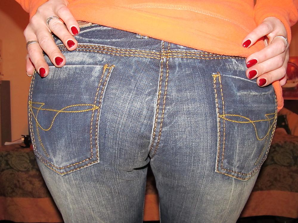 7P New jeans and pussy unshaved