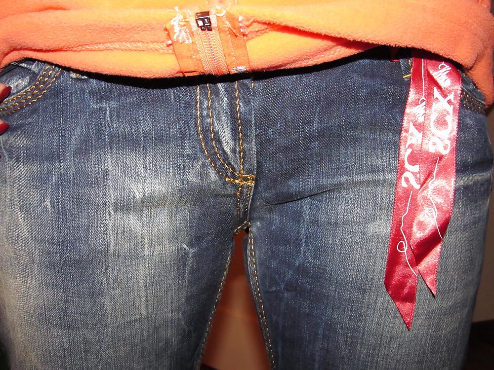 7P New jeans and pussy unshaved