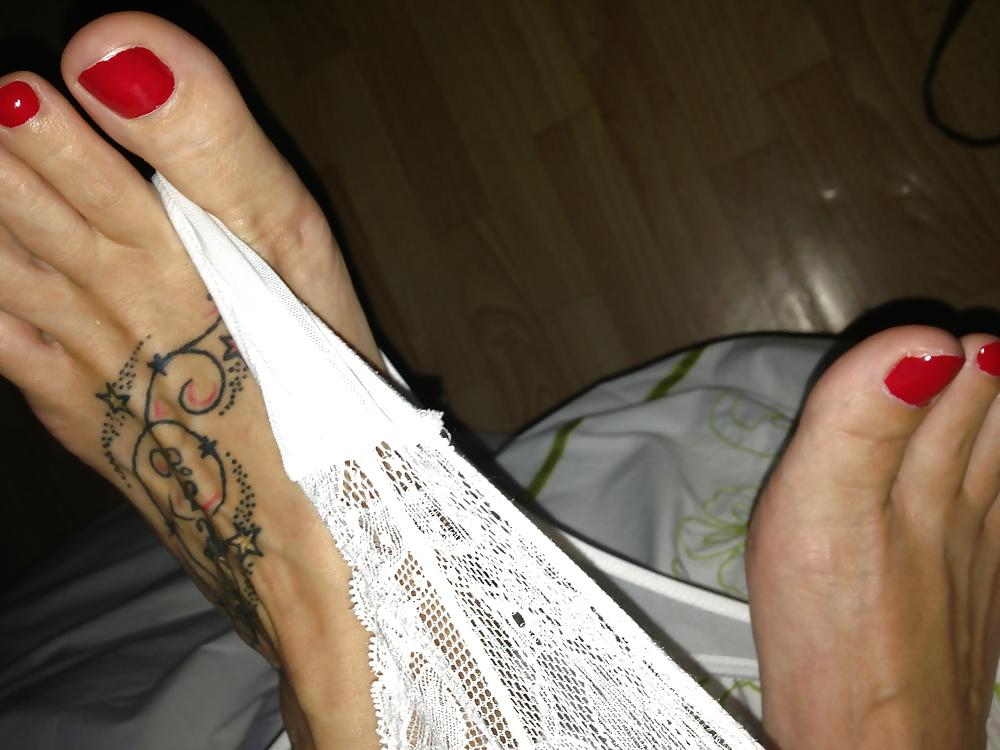 18P My thong coverd in my pussy cream sendin to OOPATTHERATOO xx