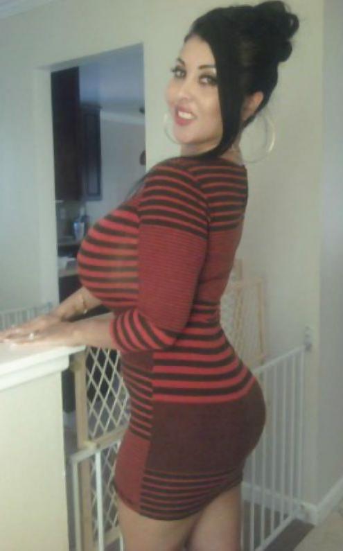 25P Curvy Beauties 56 Clothed Edition