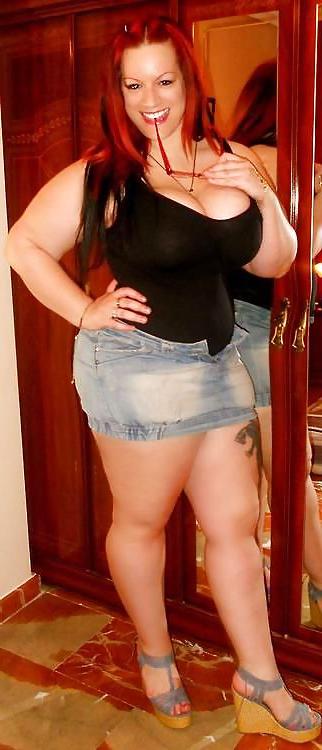 25P Curvy Beauties 56 Clothed Edition
