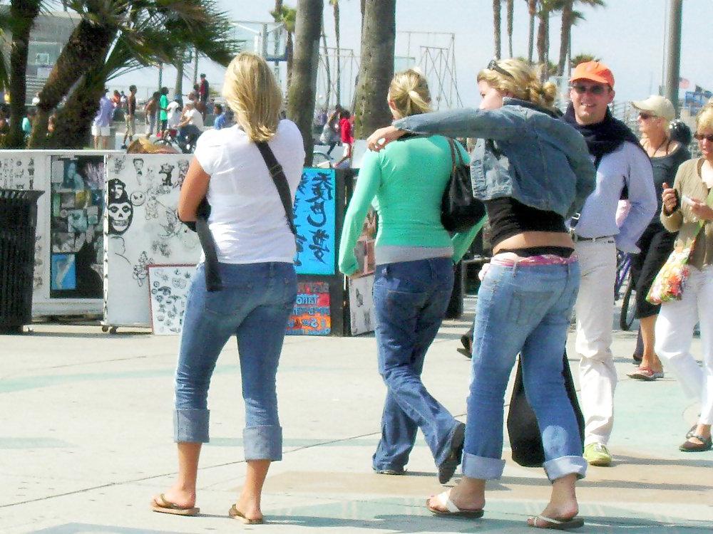 25P Lowrise Jeans