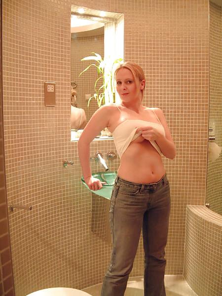 25P Queens in Jeans LLXXXII