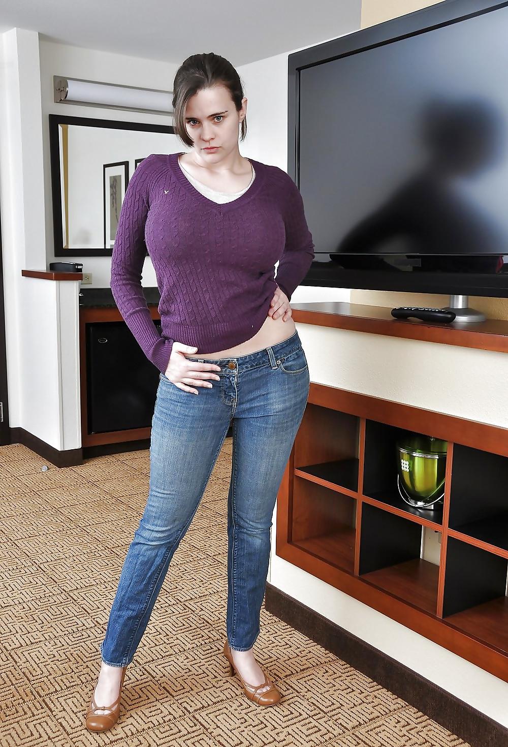 25P Busty Goddesses - Short Haired Girls With Huge Breasts, 13