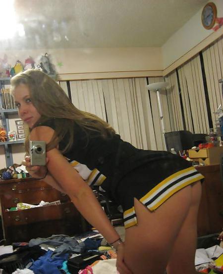 24P Who likes cheerleaders?