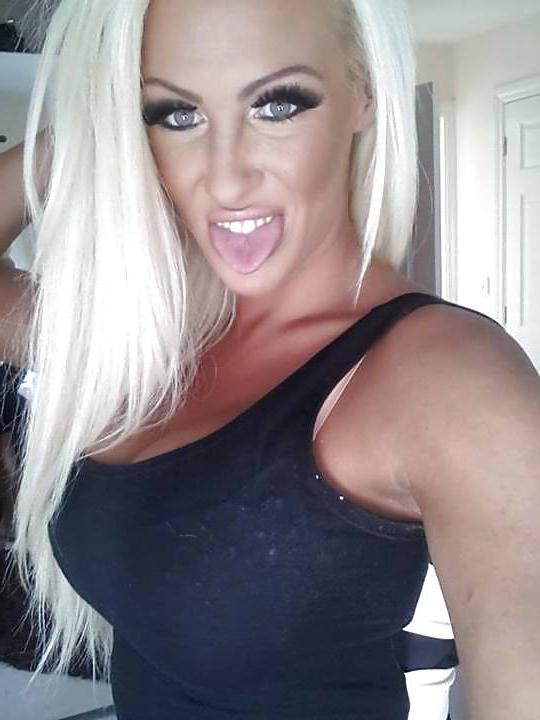 25P Bimbo Lucy Summers