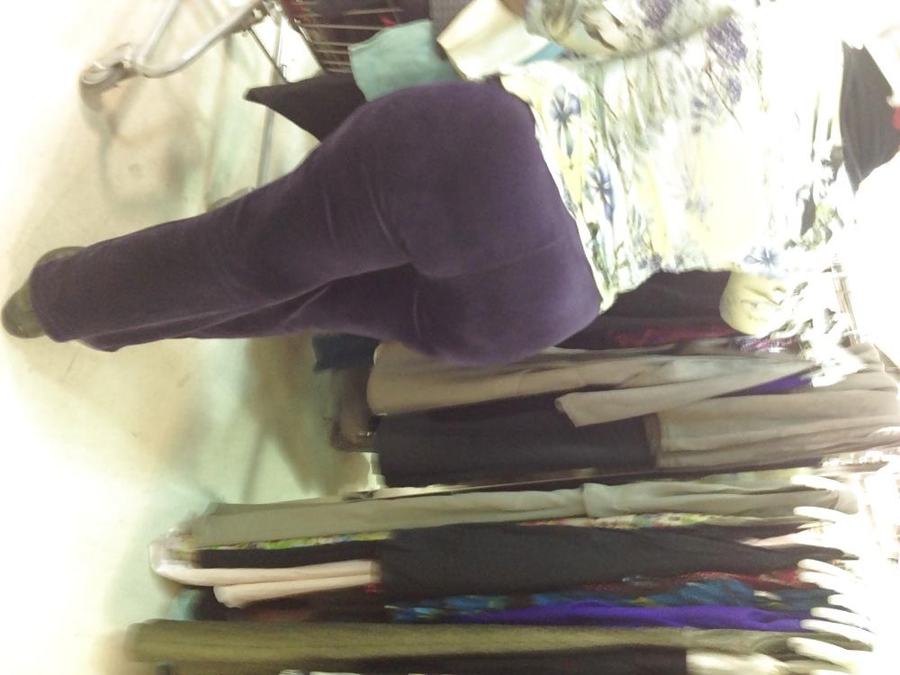 17P Thick asses walking by 