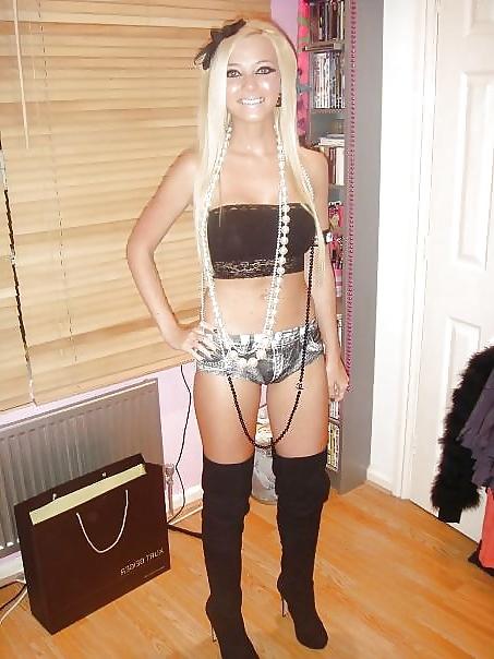 24P Bimbo's