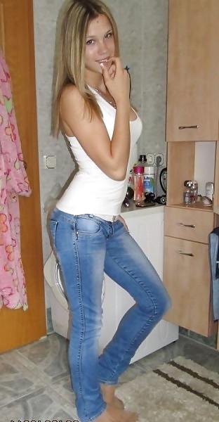 25P Queens in Jeans CLII