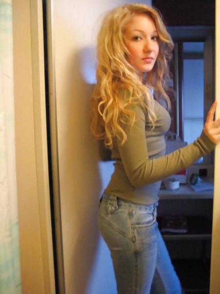 25P Queens in Jeans CLII