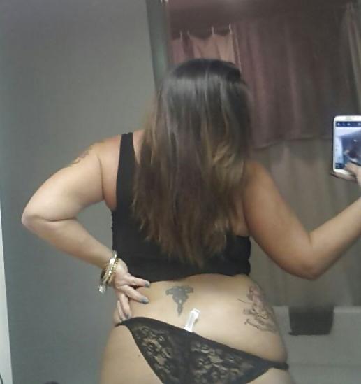 18P Thick white chick with fat ass