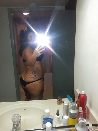 18P Thick white chick with fat ass