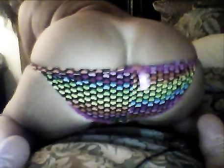 18P Thick white chick with fat ass