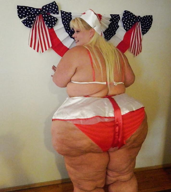 25P Lovely fat women