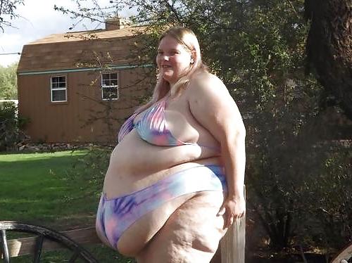 25P Lovely fat women