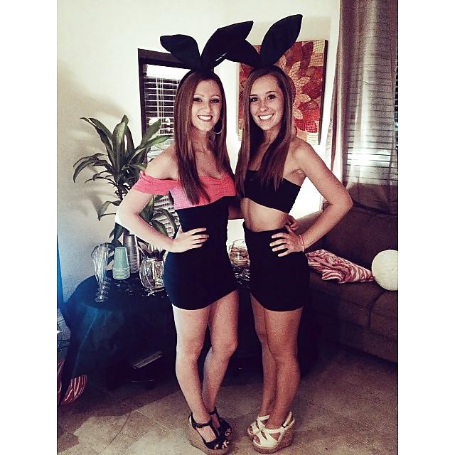 18P Cute Cheerleader