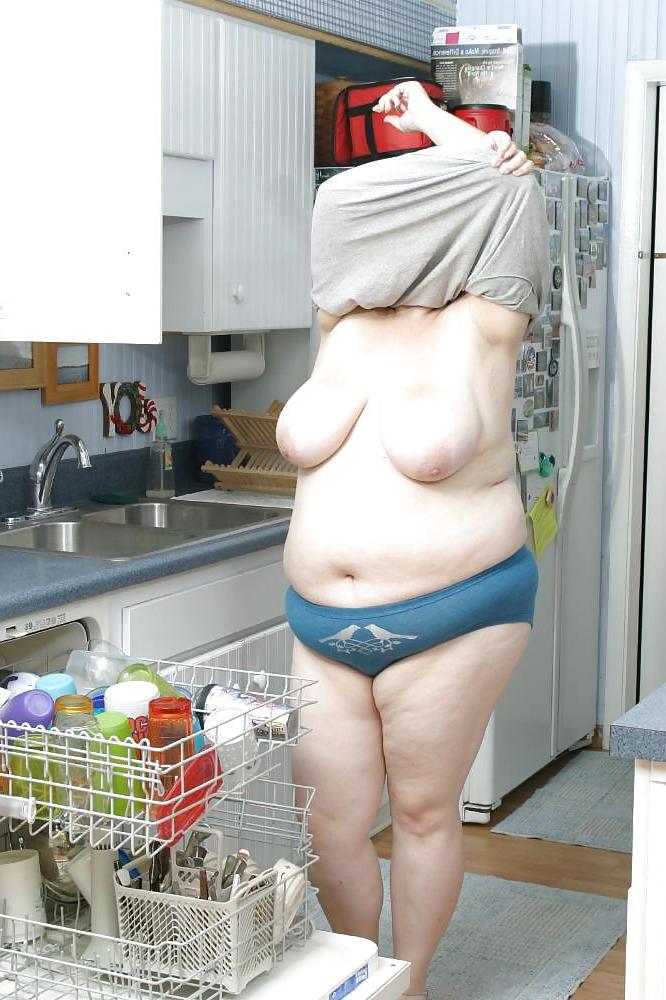 18P Naked Fat Girls!