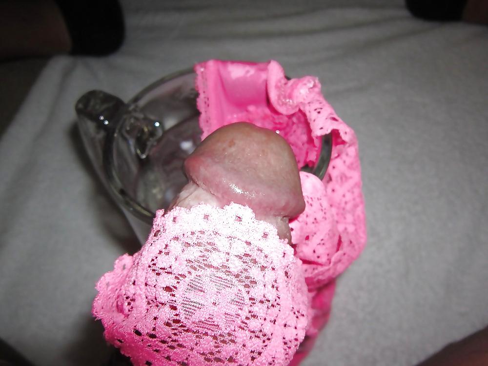 25P Pink Thong & Water Cumshot