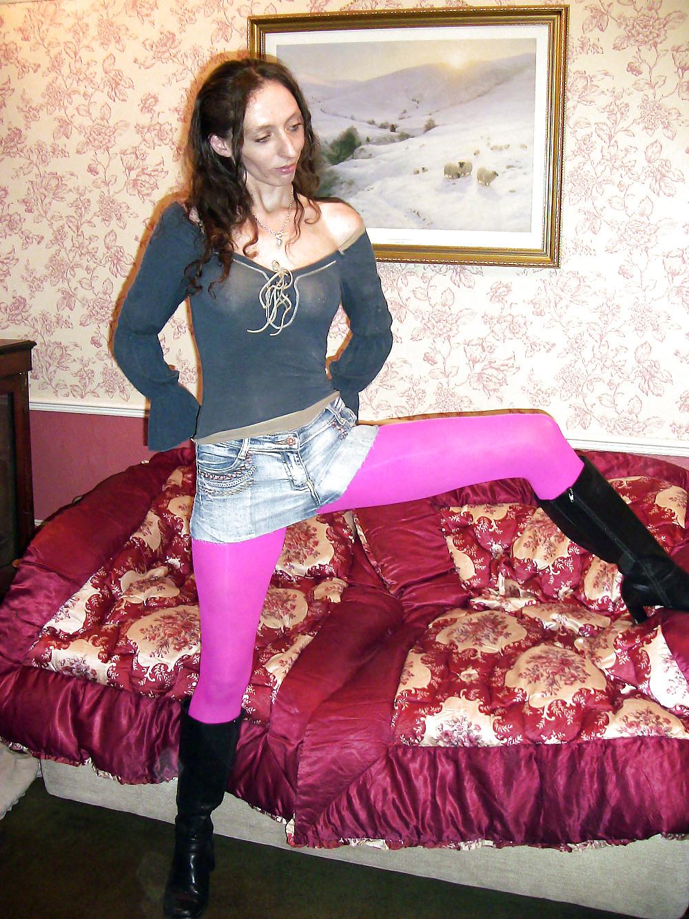 11P Tim80 Glamour shots in Daisy Dukes