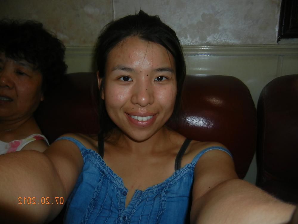 25P Random nonnude chinese girl