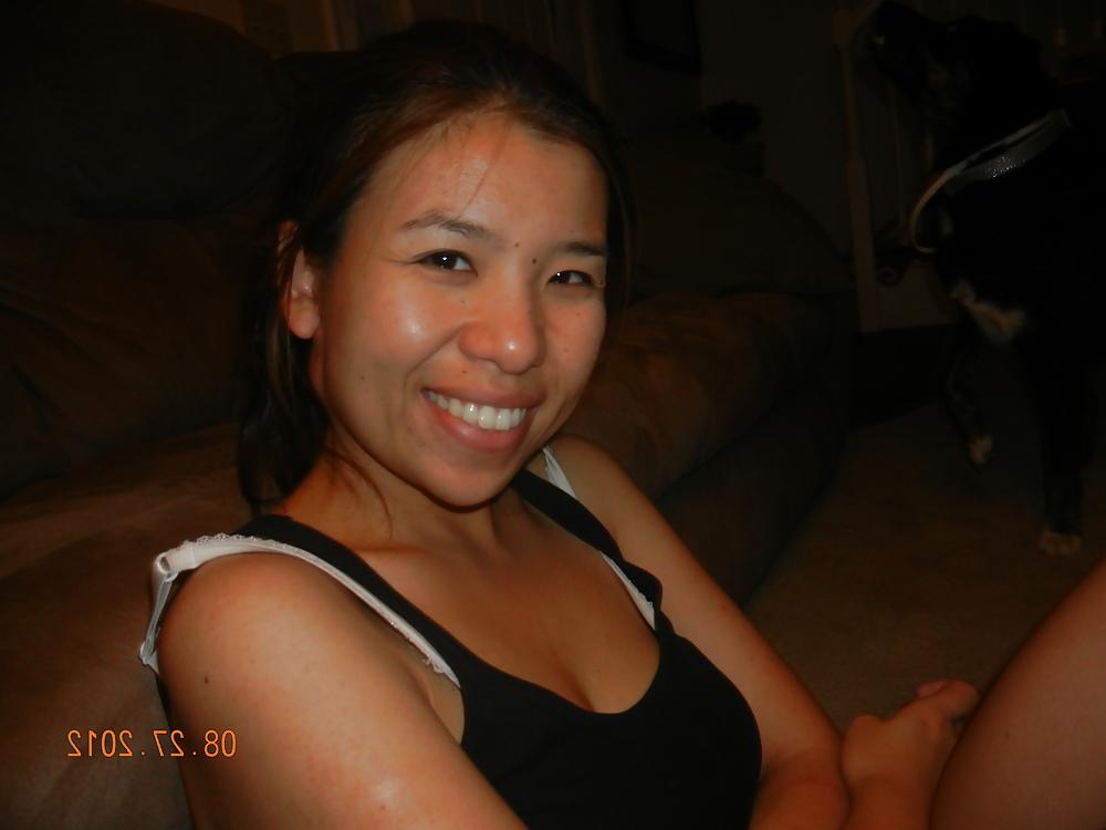 25P Random nonnude chinese girl
