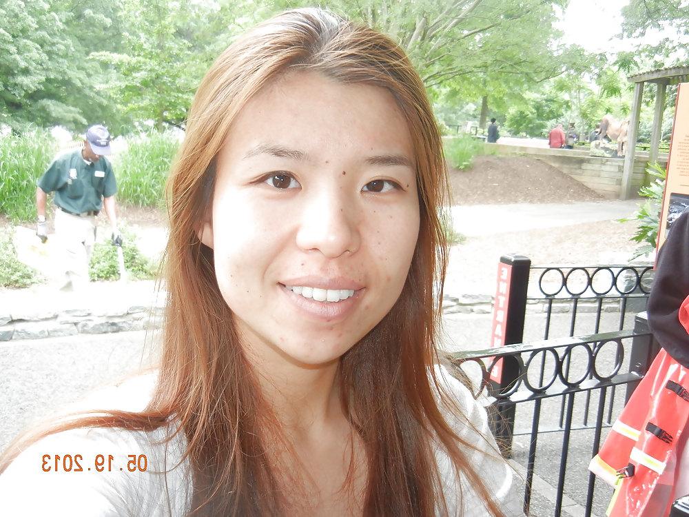 25P Random nonnude chinese girl