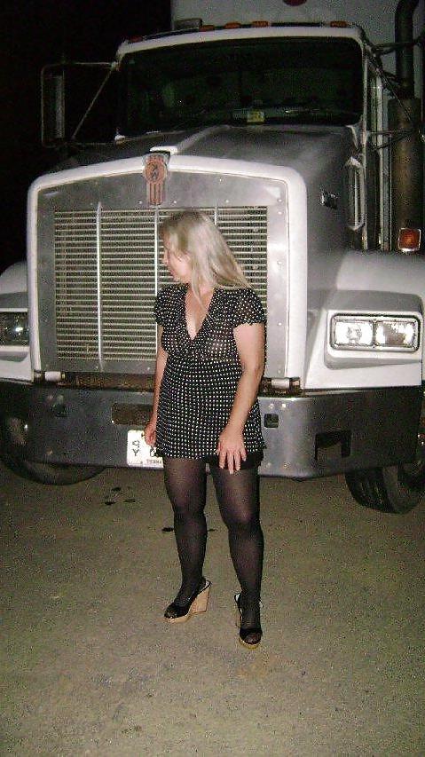 13P Gray Haired Whore 2006