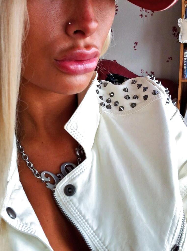25P Fake lips, tits, nails BIMBO Mix 2