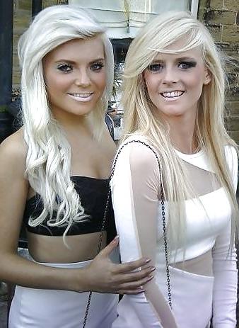 25P Bimbos