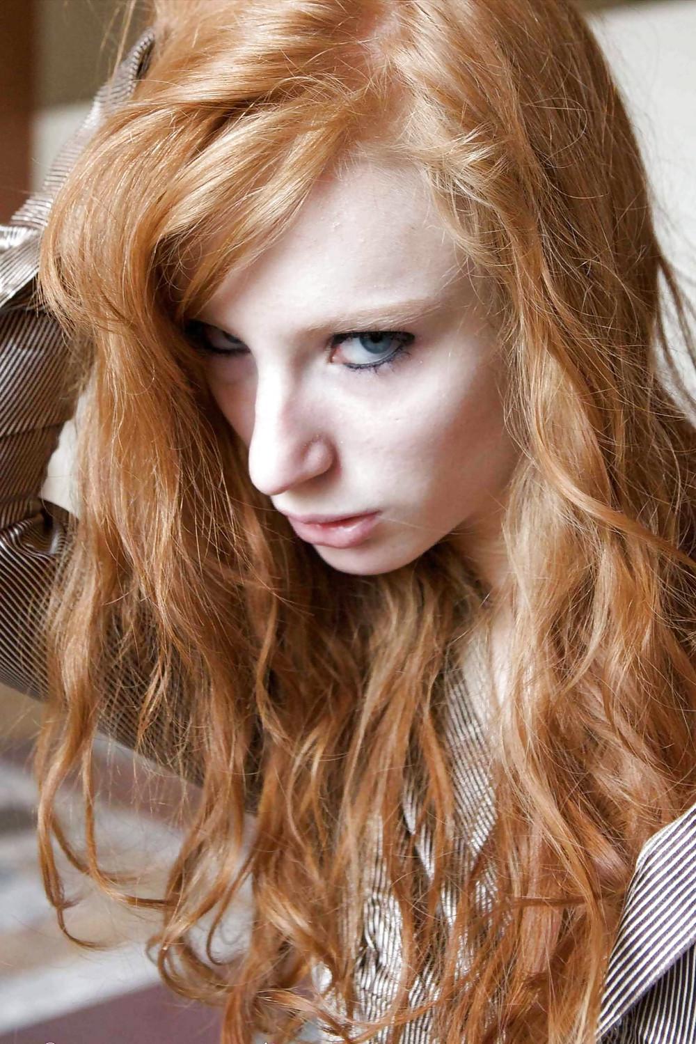 25P Redhead Teen Girl