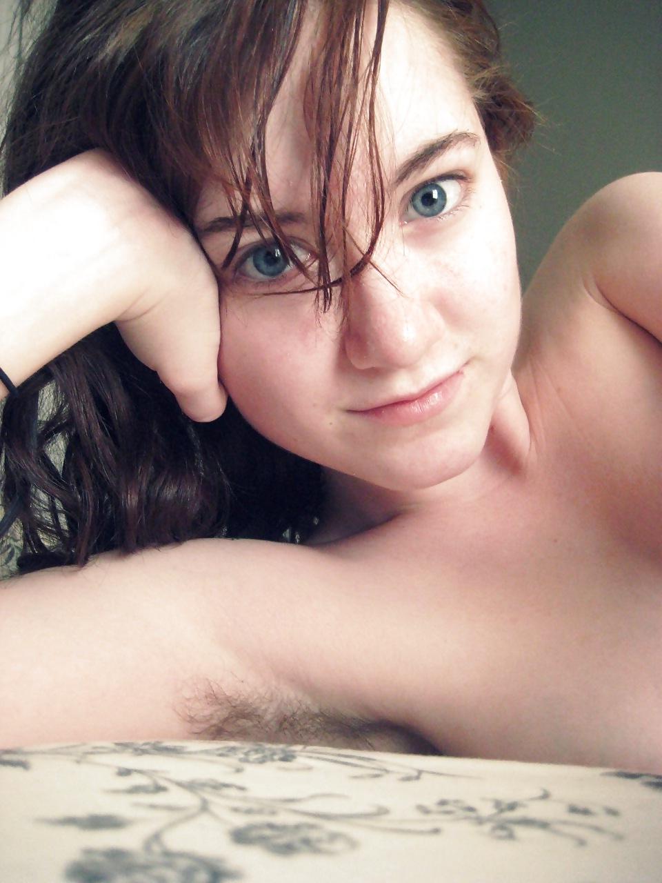25P Chicks with armpit fur