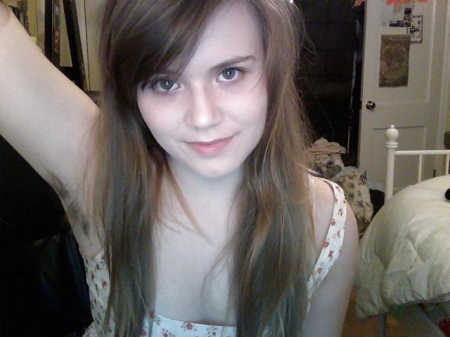25P Chicks with armpit fur
