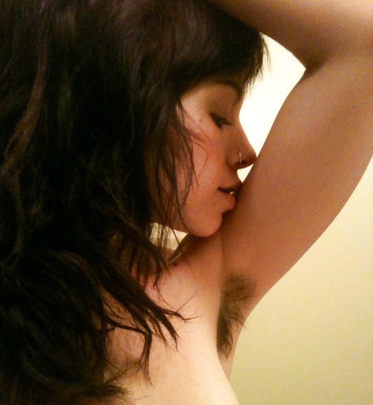 25P Chicks with armpit fur